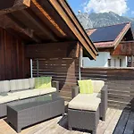 Appartamento Alpentraum - Haus Raedlein *